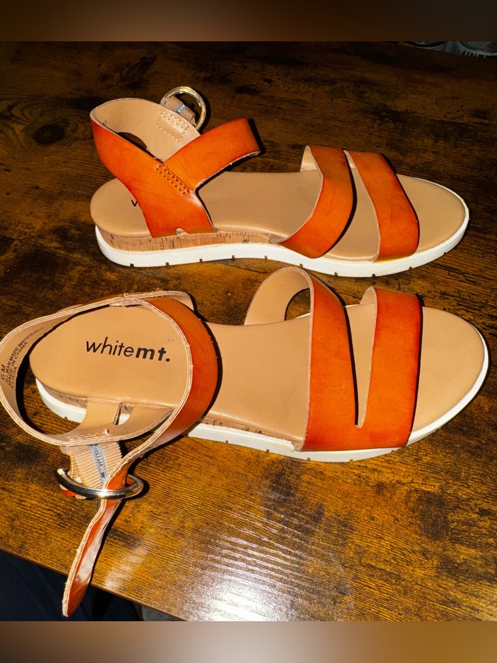 White Mountain Cognac Brown and White Elicia Sandals Size 6